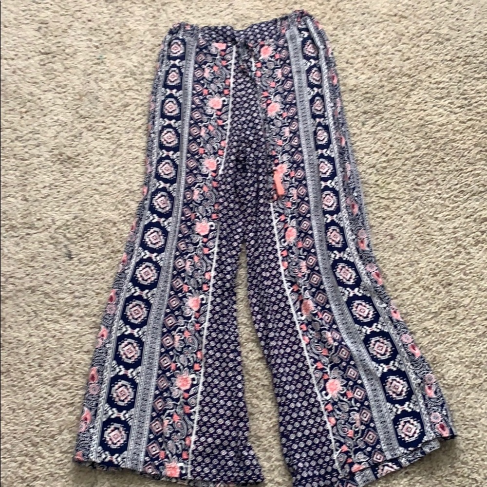 patterned flowy pants